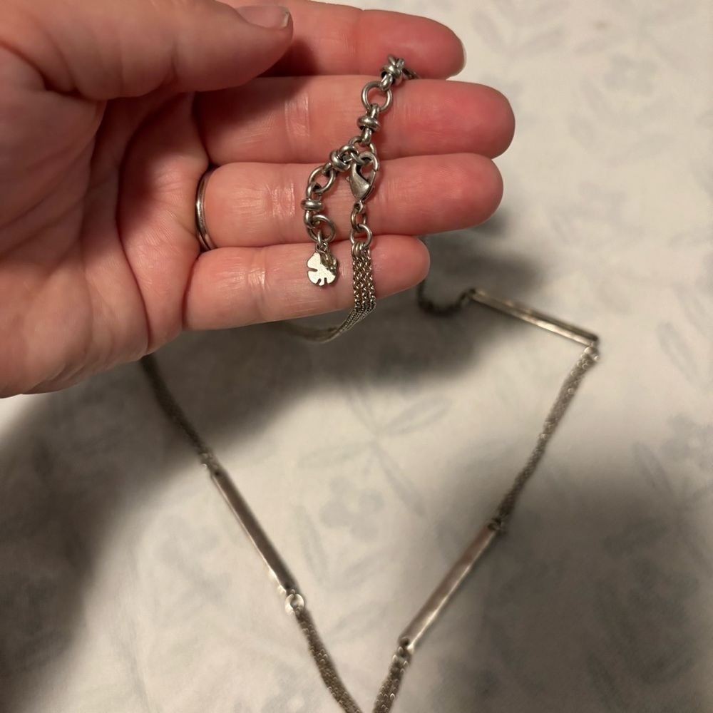 Lucky Brand Silver Oval Pendant Necklace - Picture 3 of 4